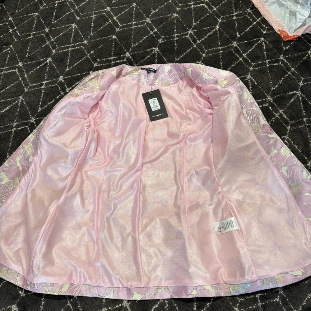 NWT! Fashion Nova Metallic Brocade Blazer/Shorts Suit